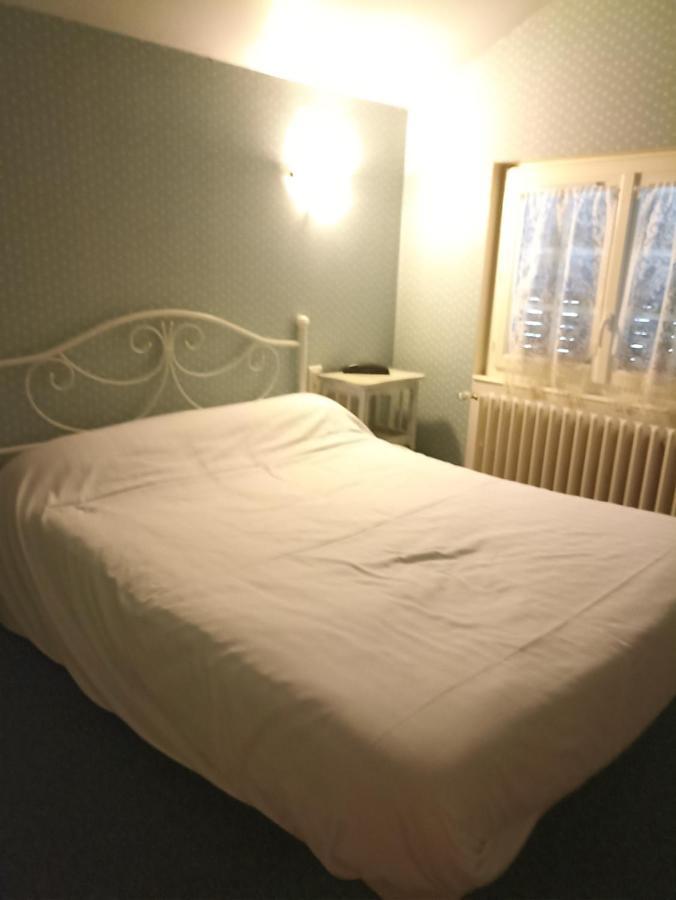 Отель La Cremaillere Miremont  Экстерьер фото